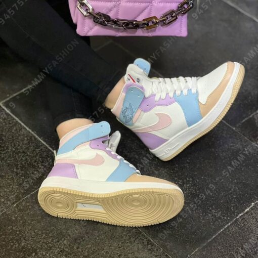 بوط Nike Air Jordan 1
