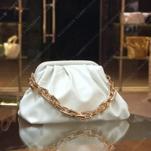 حقيبة كلاتش