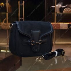 wb-shoulderbags-0003