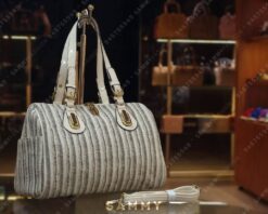 wb-handbags-0002
