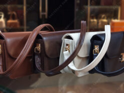 wb-handbags-0003
