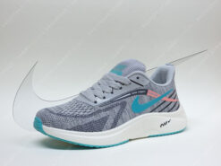 سنيكر Nike Zoom