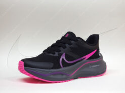 سنيكر Nike Zoomx