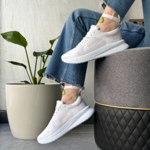 سنيكر Nike
